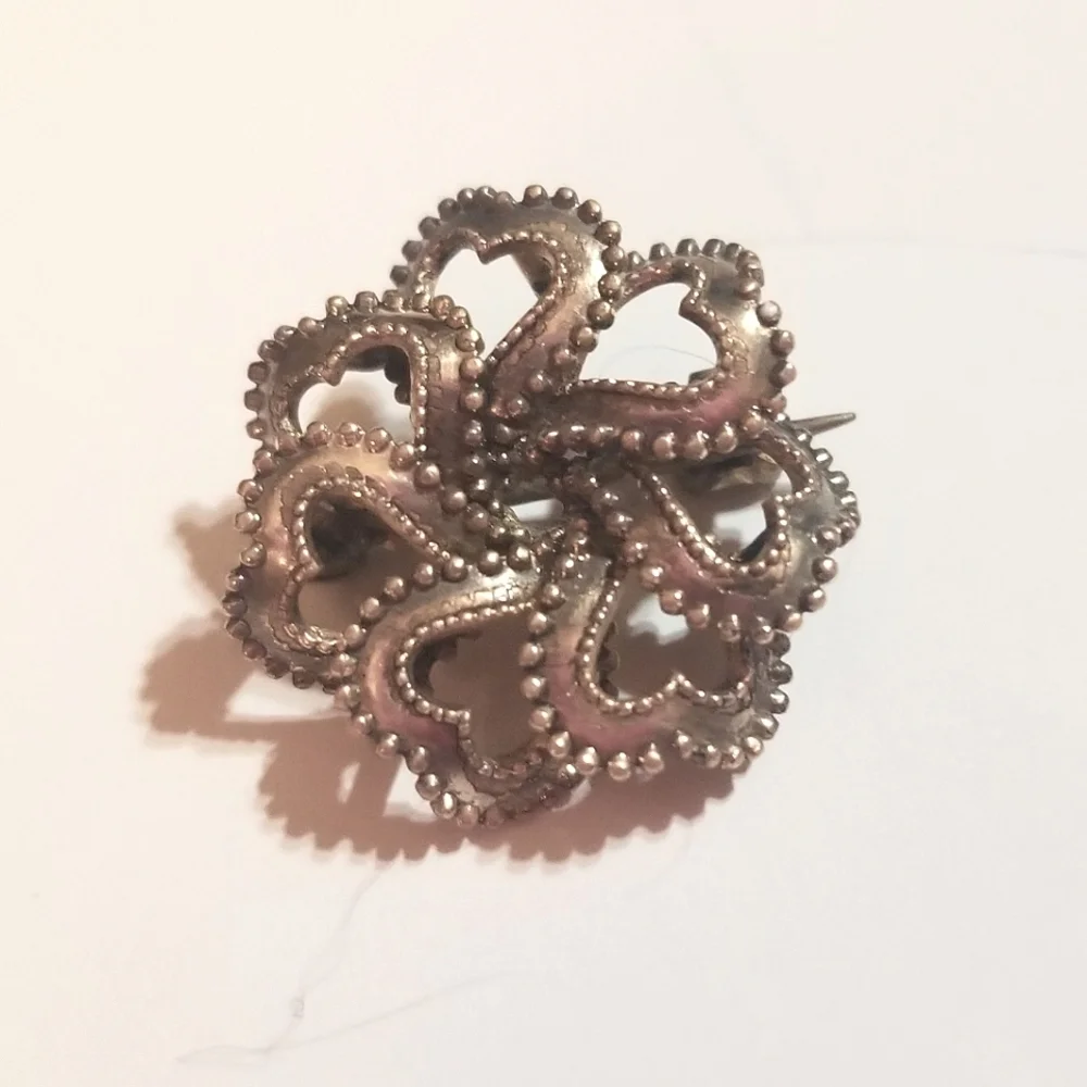 1800s Victorian Etruscan Sterling Hearts Brooch
